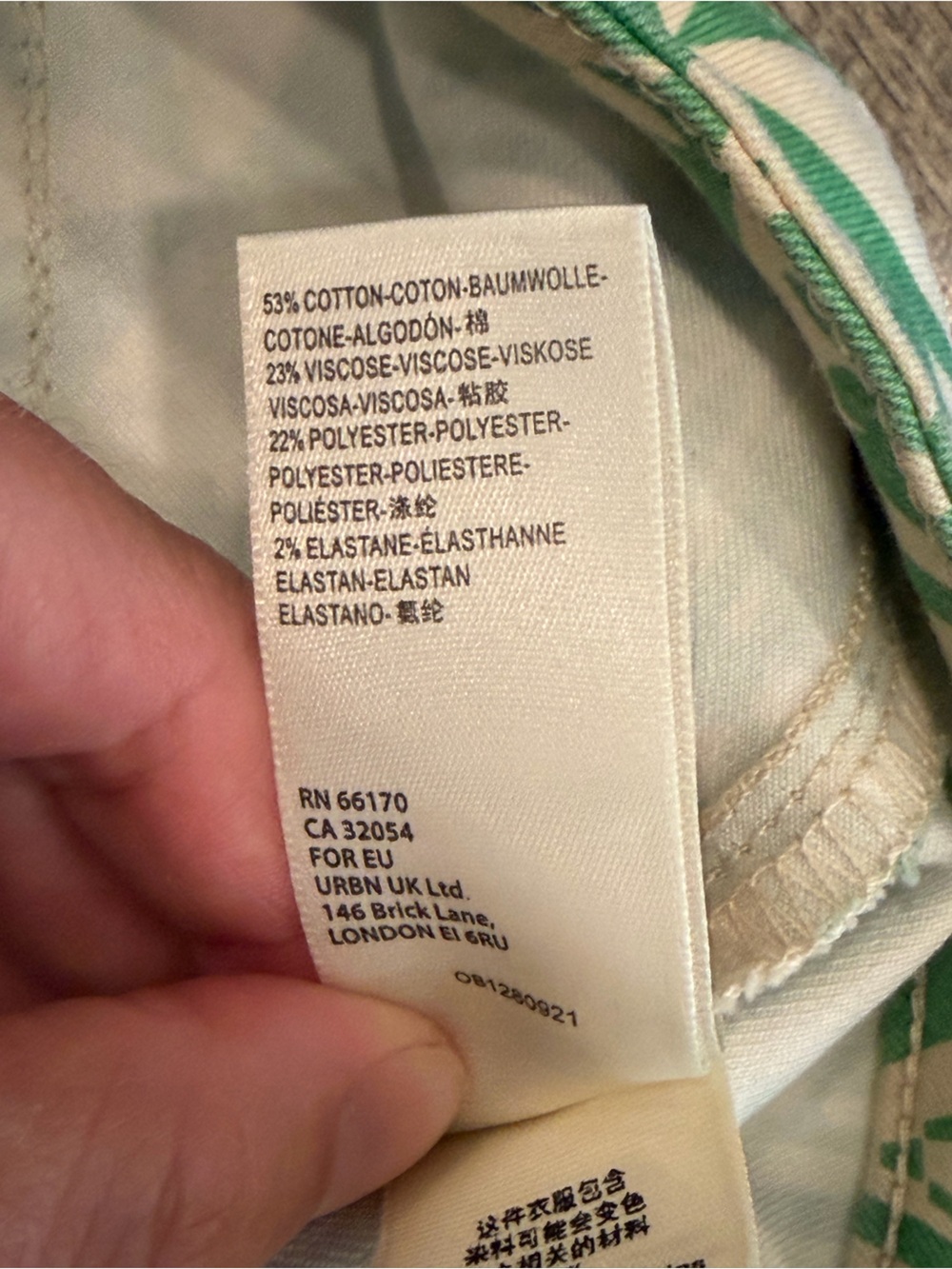 Free People We The Free Youthquake Printed Crop Flare Green Cream Pants size 25 - Picture 7 of 9